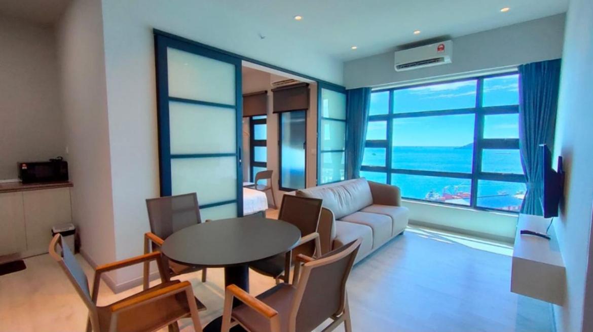 Jesselton Quay Seaview # Chariskey Suites Kota Kinabalu Esterno foto